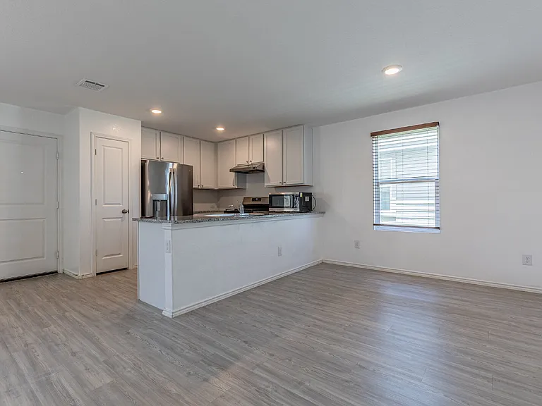 4310 Fluvial Cir — Photo 10