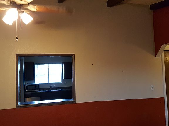5th image of 1110 W Hillview St