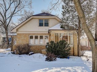 6923 W Wisconsin Ave, Wauwatosa, WI 53213