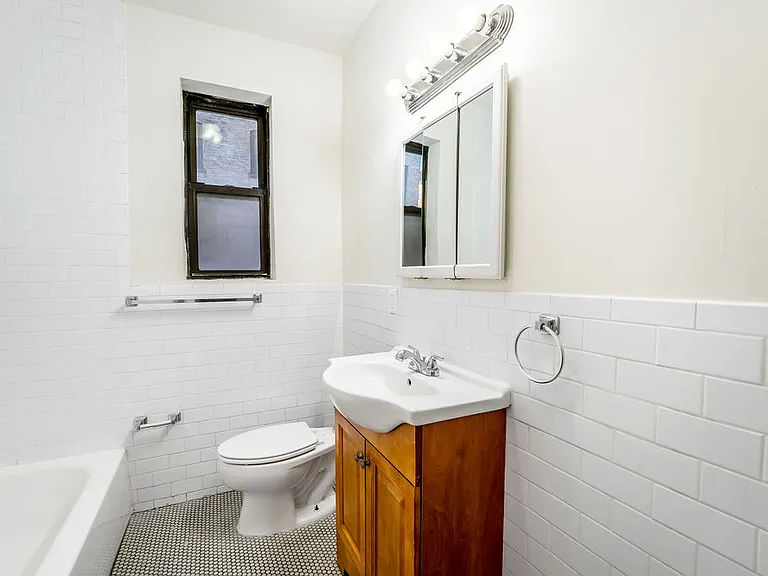 333 Fairmount — Photo 27