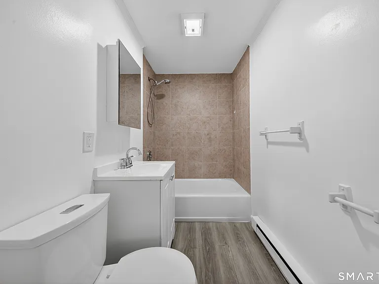 266 N Main St #1S — Photo 9