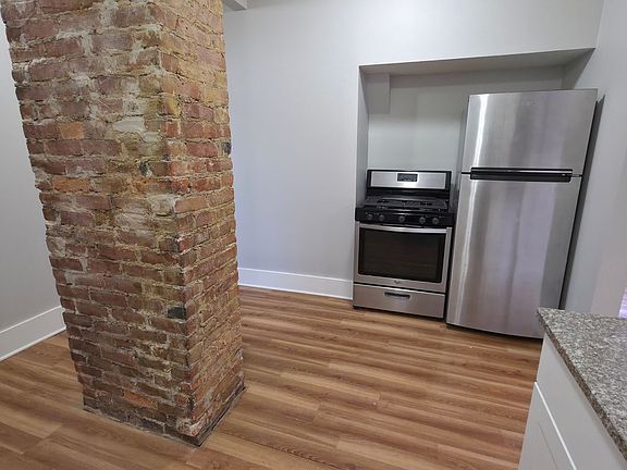 2nd image of 1609 Hopkins Ave #Up