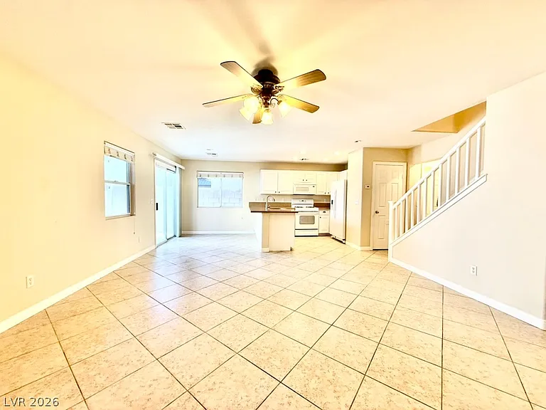 10256 Missouri Meadows St — Photo 4