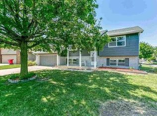 7 E Langton Dr, Goddard, KS 67052