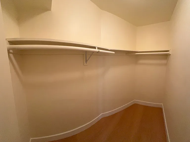 126 Margaret Ave — Photo 36