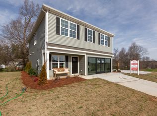 61 Rolling Creek Cir, Clayton, NC 27520