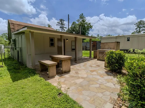 25128 Faraway Ln, Huffman, TX 77336