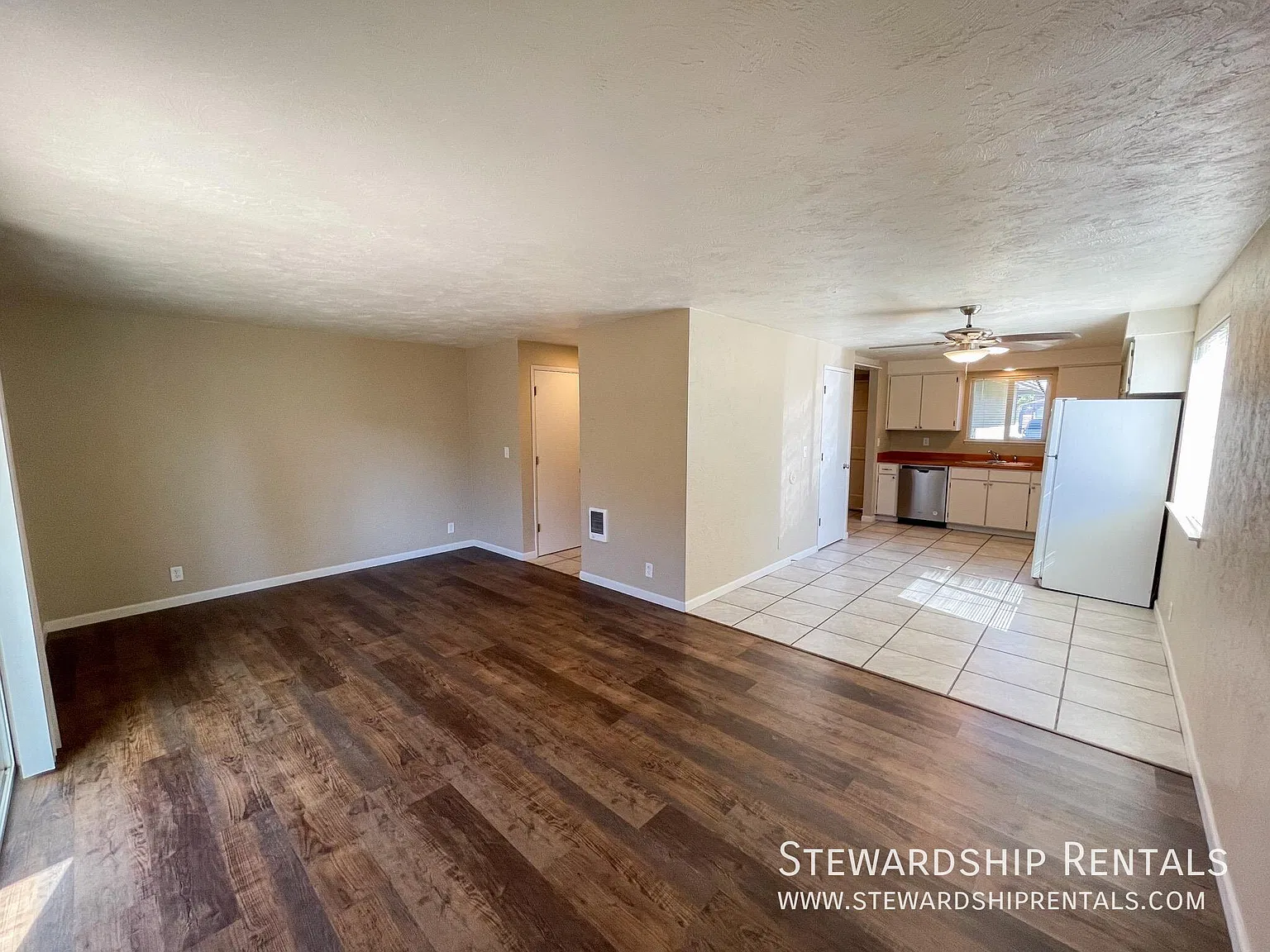 3 bedroom Duplex in Springfield! — Photo 3