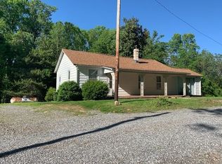 80 Ramey Hodge Dr, Martinsville, VA 24112