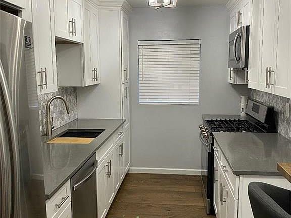 3rd image of 290 High Ave APT E1