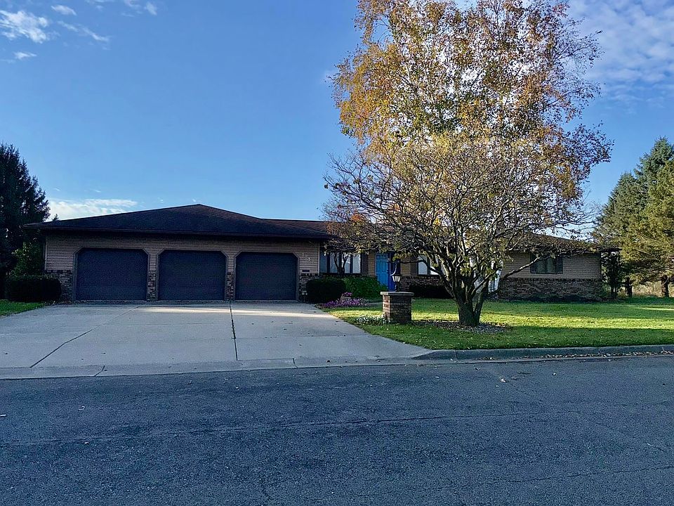 1st image of 1818 Grumann Dr