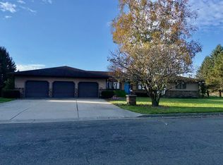 1818 Grumann Dr, Tomah, WI 54660