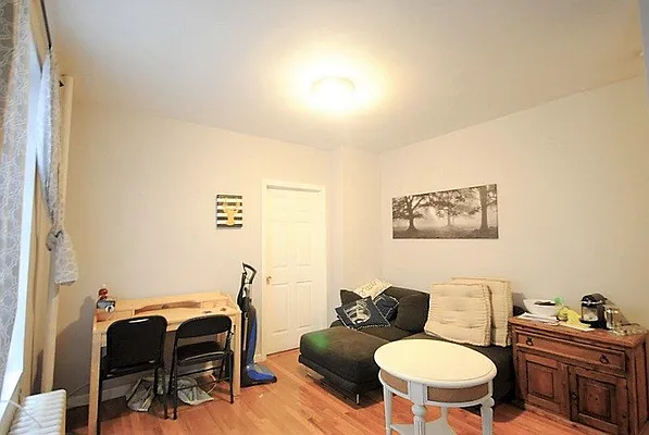 Rented by Bold New York | media 3