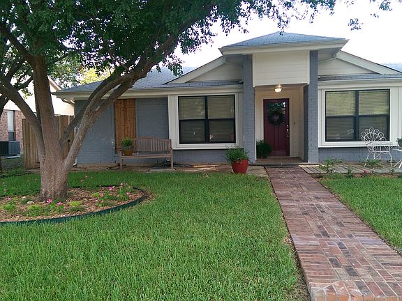 2nd image of 1121 Glyndon Dr