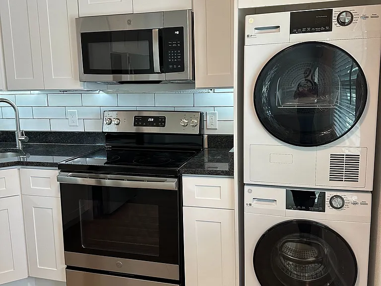 Washer/Dryer Included in Apartment Home