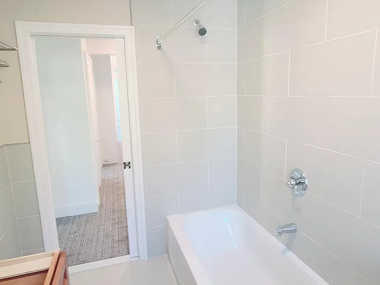 130 S Cliff St #2 — Photo 8