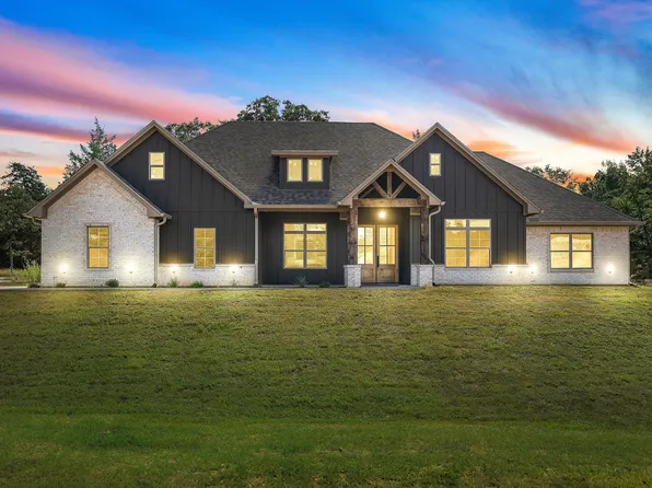 14525 Woodland Creek Dr, Tyler, TX 75706