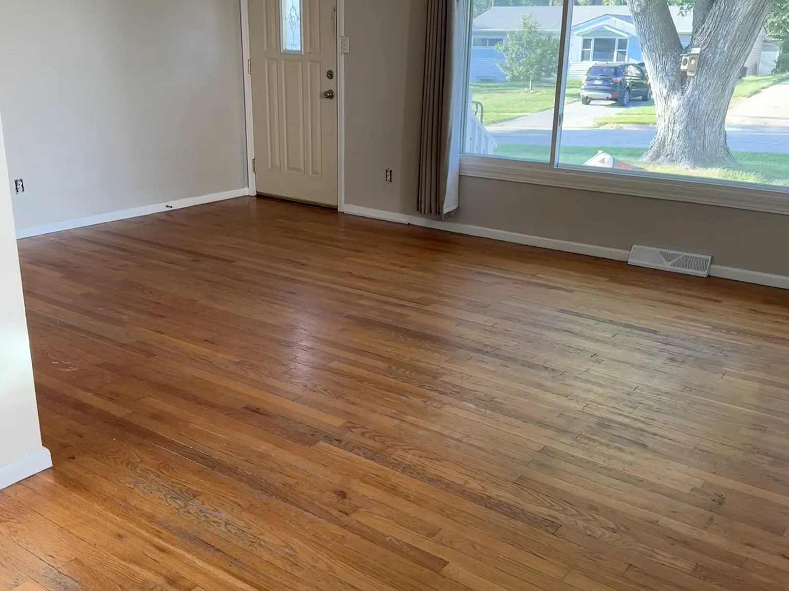 3 bed, 1385 sqft, $2,100 — Photo 4