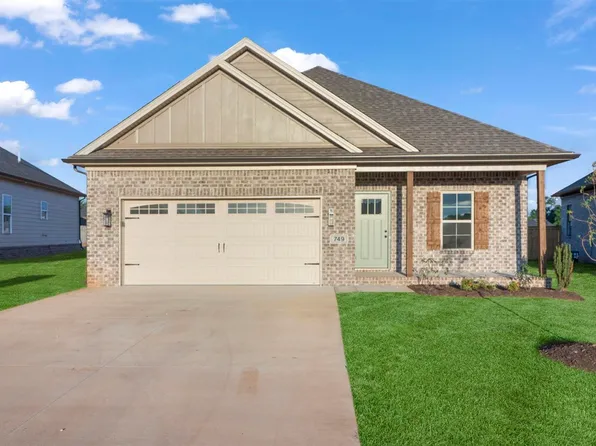 749 Shelldrake Ln, Bowling Green, KY 42101