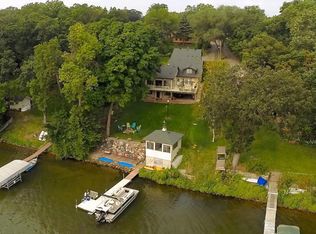 3216A W Owasso Blvd, Saint Paul, MN 55126