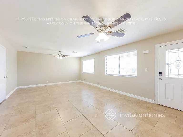 2247 W Cortez St — Photo 5