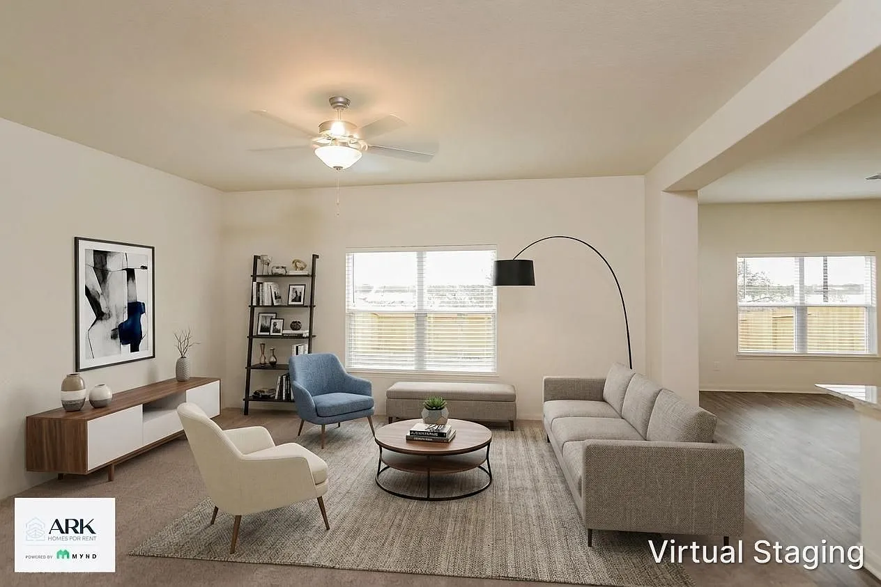 4 bed, 2.5 bath, 2205 sqft, $1,699 — Photo 3