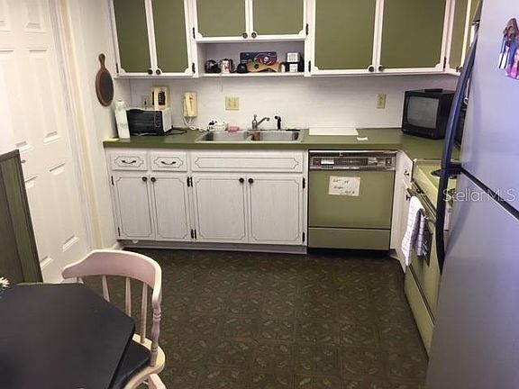 2nd image of 5108 Brittany Dr S APT 1004