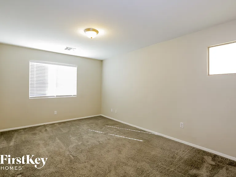 6339 Hamilton Grove Ave — Photo 11