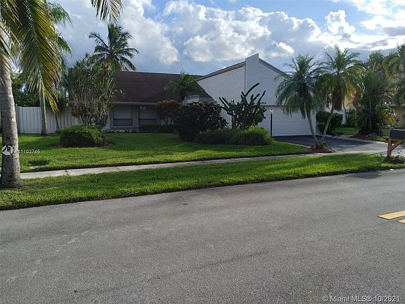 2nd image of 7850 NW 5th Pl