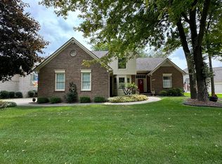 43761 Via Antonio Dr, Sterling Heights, MI 48314