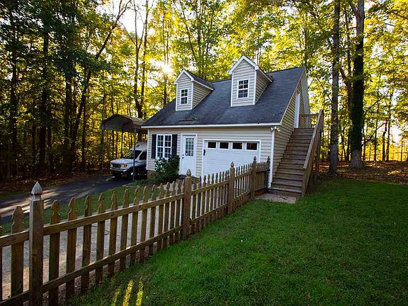 4th image of 68 Woodwind Dr