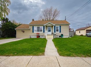 741 17th St, Port Huron, MI 48060