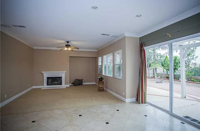 6 bed, 4.5 bath, 3845 sqft, $8,000 — Photo 4