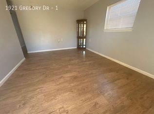1921 Gregory Dr #1, Amarillo, TX 79106