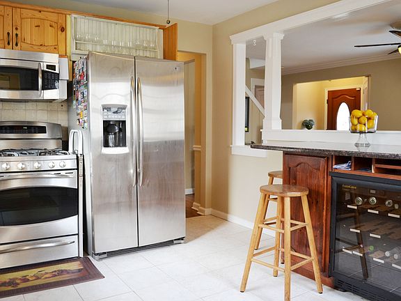 STAINLESS APPLIANCES