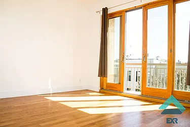 Rented by EXR