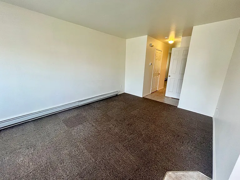 209 E 18th Ave #D16 — Photo 4