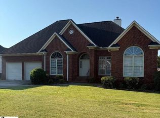 5 Meadow Mist Trl, Greer, SC 29650