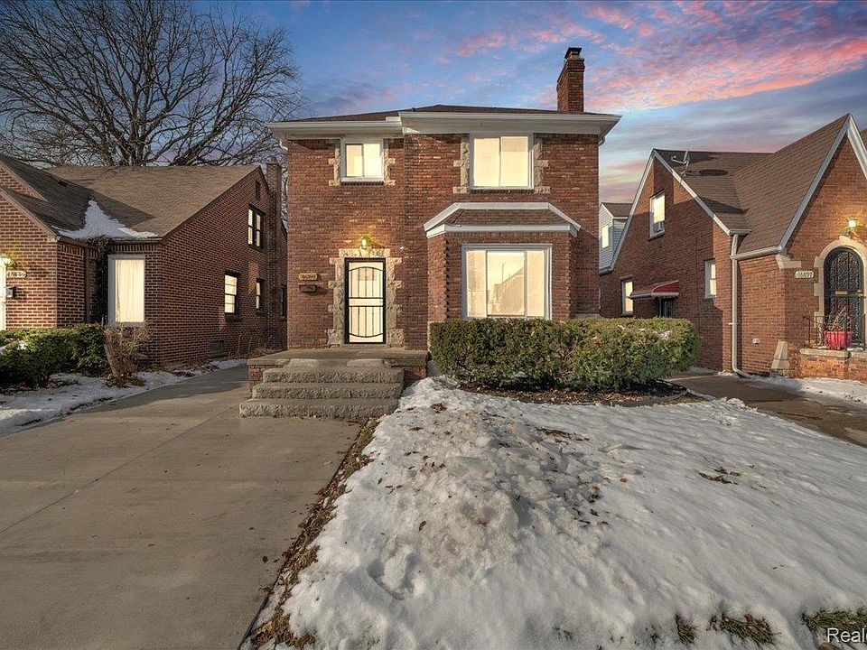 1st image of 16891 Sorrento St