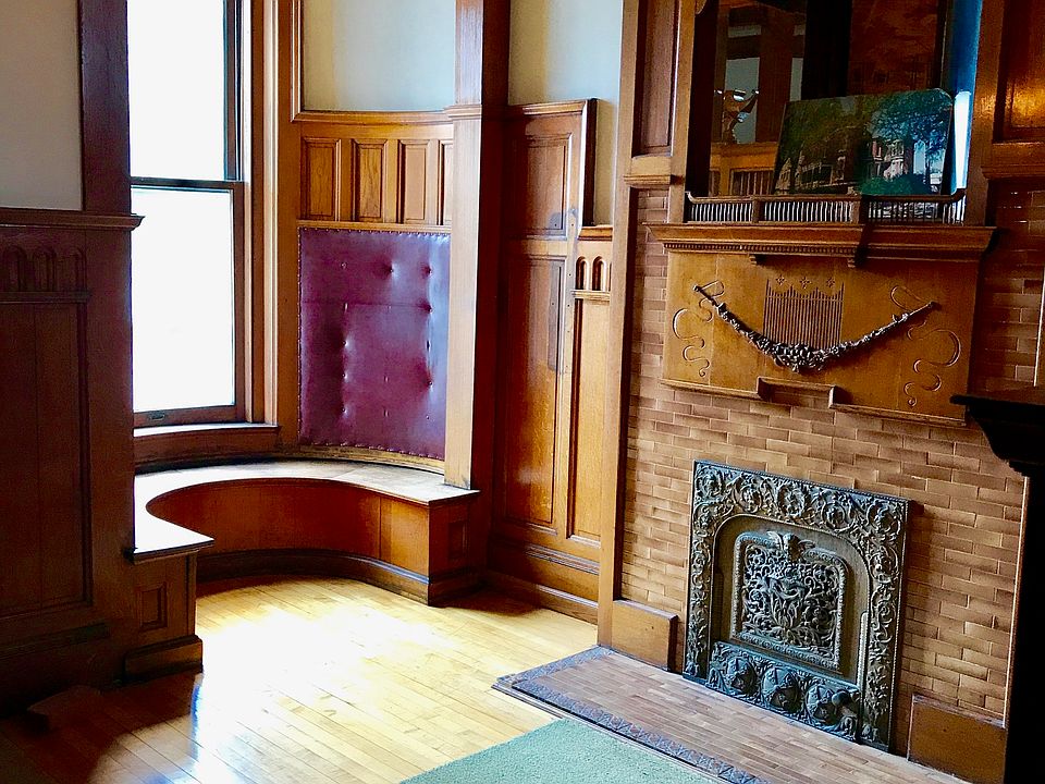 Sitting Area
