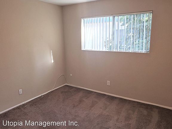 5th image of 962 S Mollison Ave APT 16