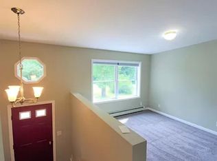 18 Bailey Rd, Lanesborough, MA 01237