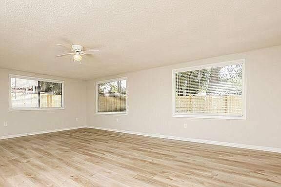 5th image of 3631 Seranada Ct #1