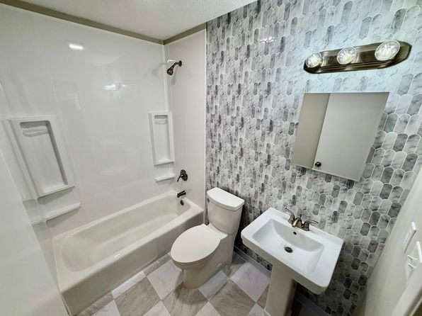 10913B Short Cut Rd #B