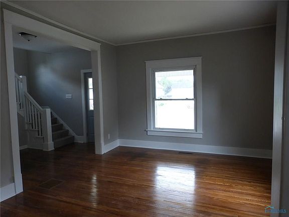 5th image of 333 E Mulberry St