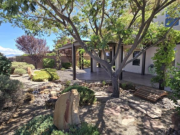 5th image of 6912 Vista Del Sol Dr NW