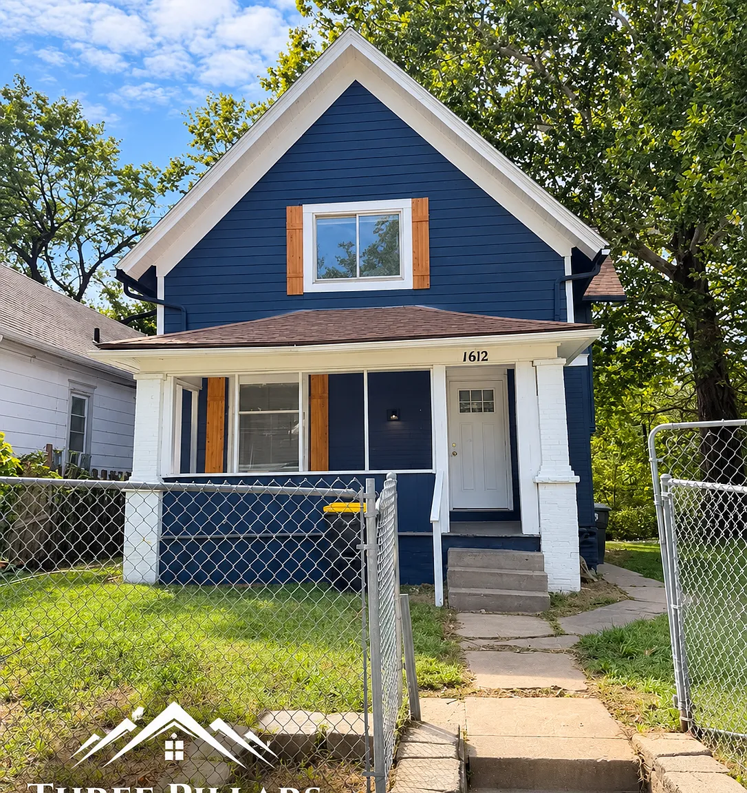 3 bed, 1386 sqft, $1,600 — Photo 1