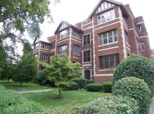 807 W Church St APT 8, Champaign, IL 61820