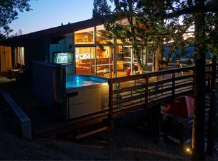 26430 Forest Hill Dr, Idyllwild, CA 92549