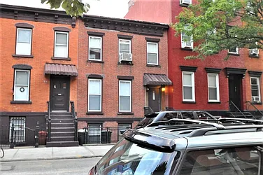 Sold by Capri Jet Realty Corp